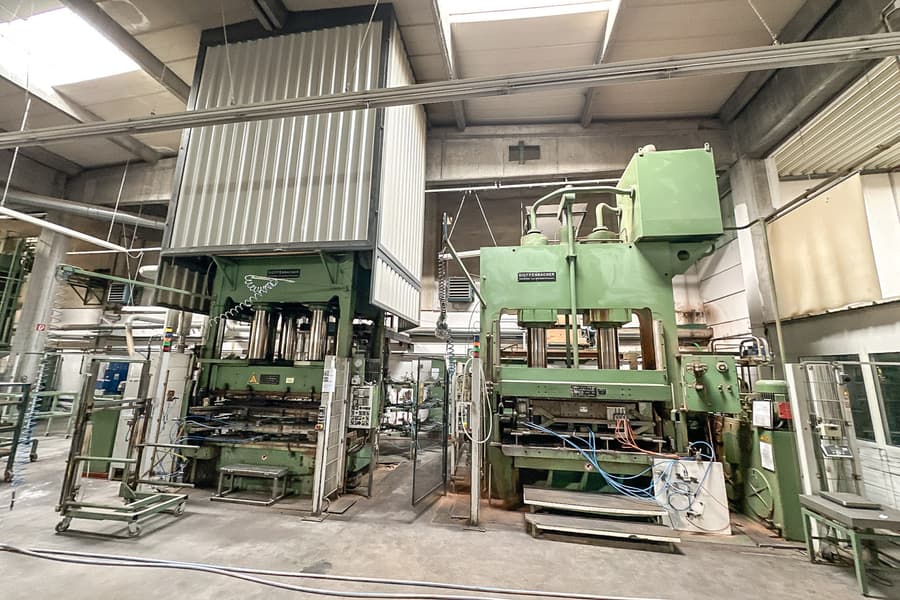 Hydraulische Heiz- und und Kaltpresse Diefenbacher HPOG 500 A-WZ/SVO 450